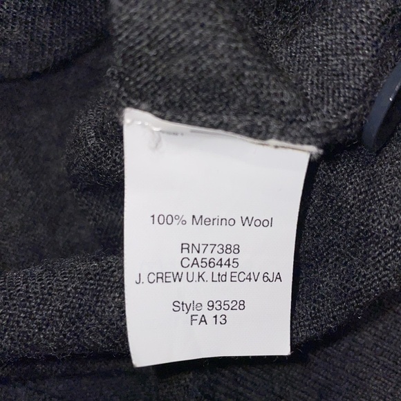 J Crew 100% Merino Wool Sweater.  Size XXS.  Lightweight. - Picture 3 of 7